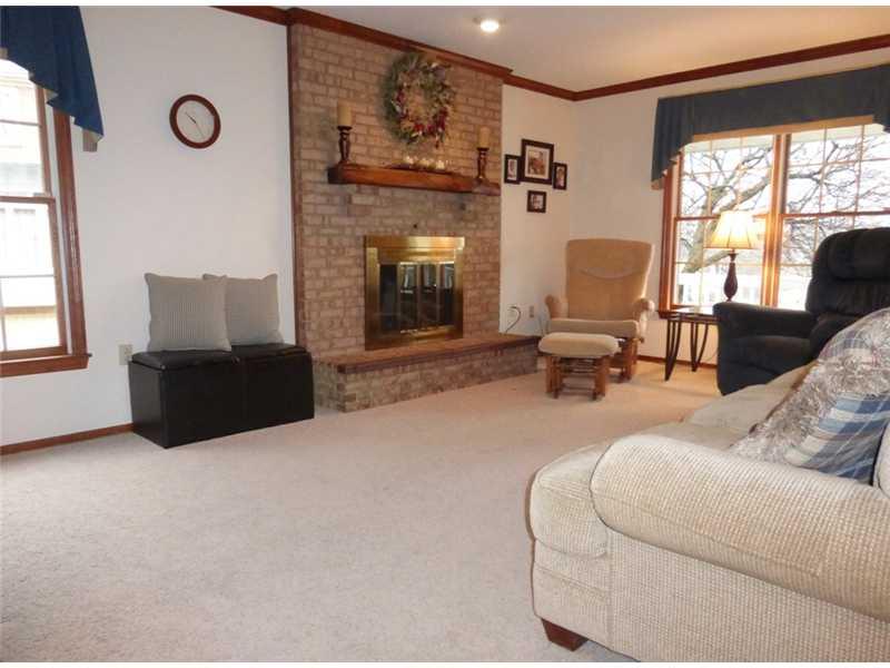 2530 Riva Ridge Court Franklin Park, PA 15090 - Photo 9 of 24 Family Room.