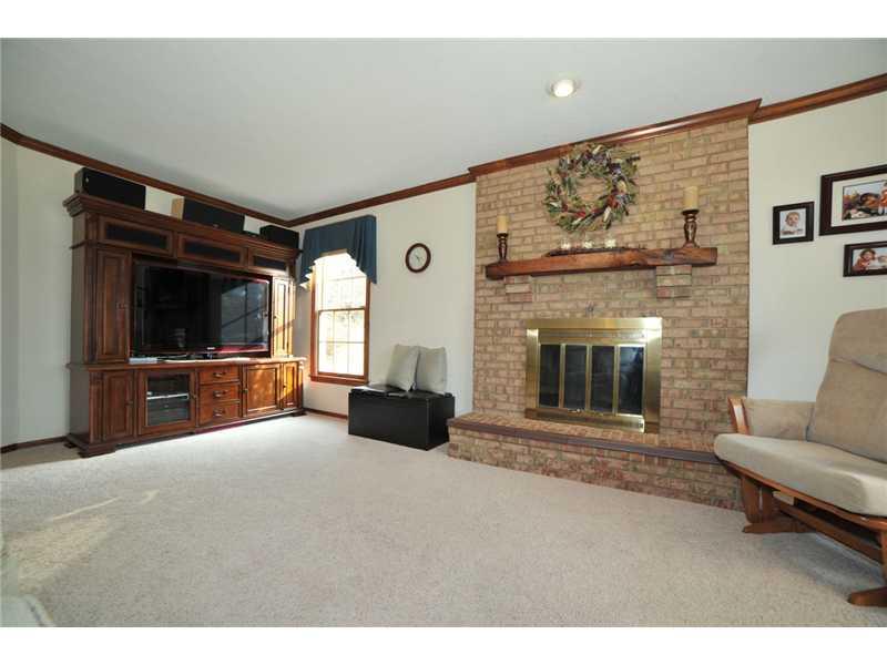 2530 Riva Ridge Court Franklin Park, PA 15090 - Photo 10 of 24 Family Room.