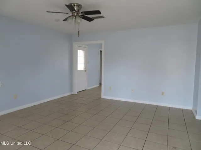 $1,500 | 16205 Bordeaux Drive, Biloxi, MS 39532