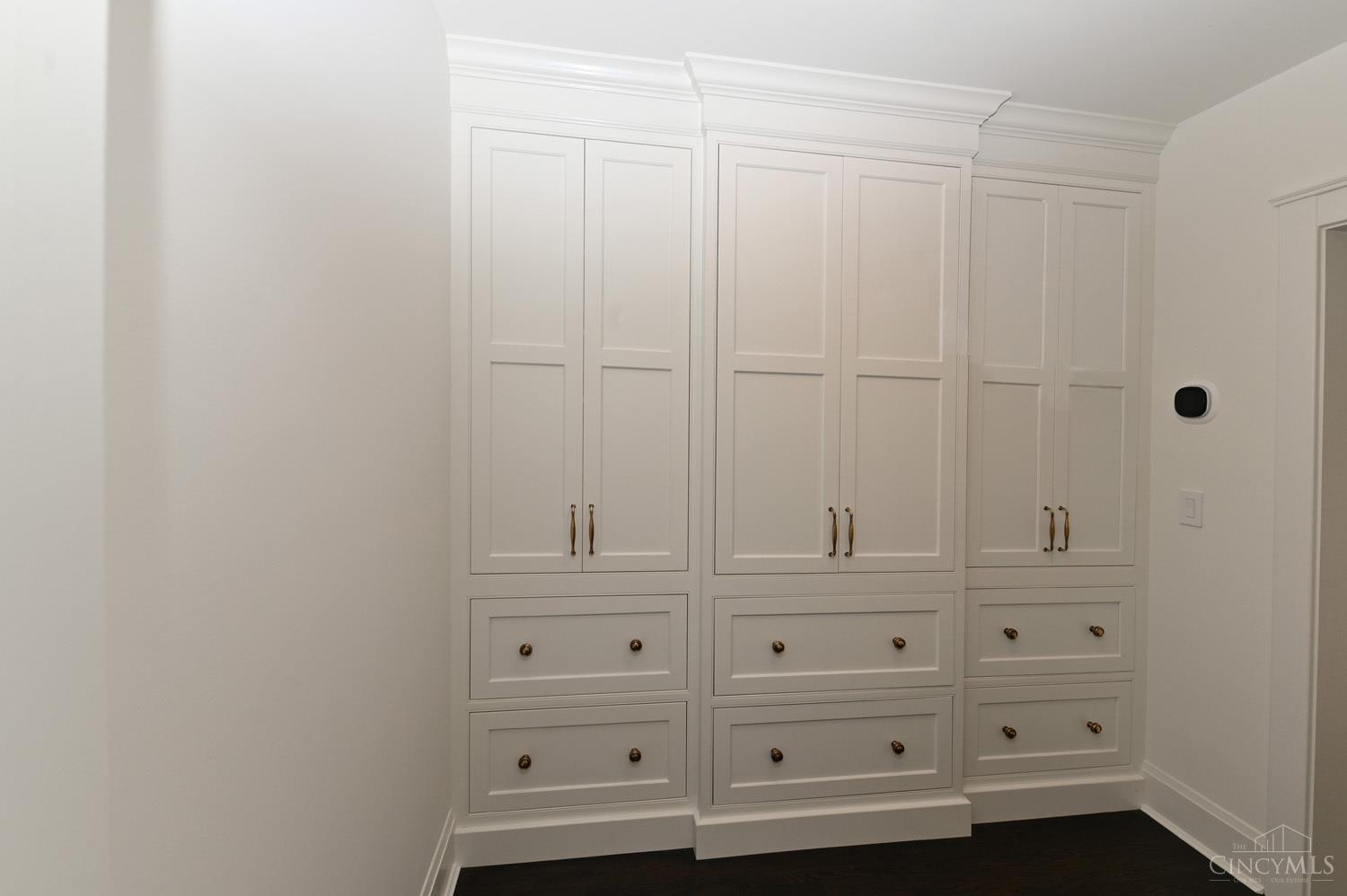 2469 Grandin Road Cincinnati, OH 45208 - Photo 54 of 74 Gallery Image 54