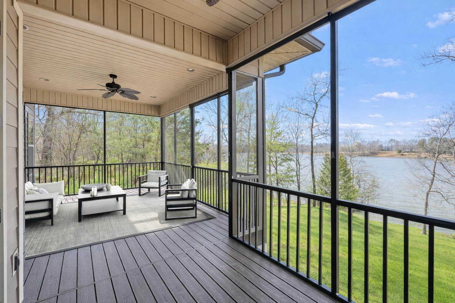 171 Dickson Cove Road Campobello, SC 29322 - Photo 16 of 48