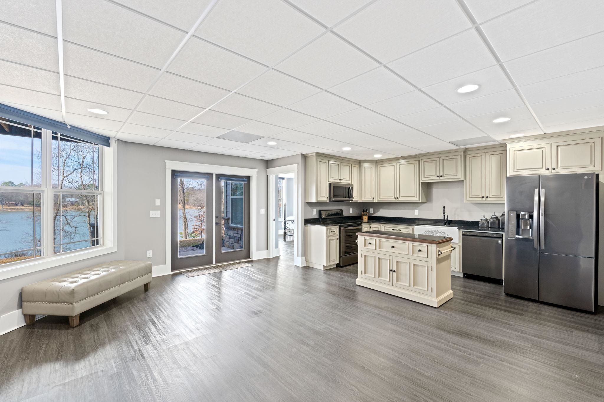 171 Dickson Cove Road Campobello, SC 29322 - Photo 35 of 48