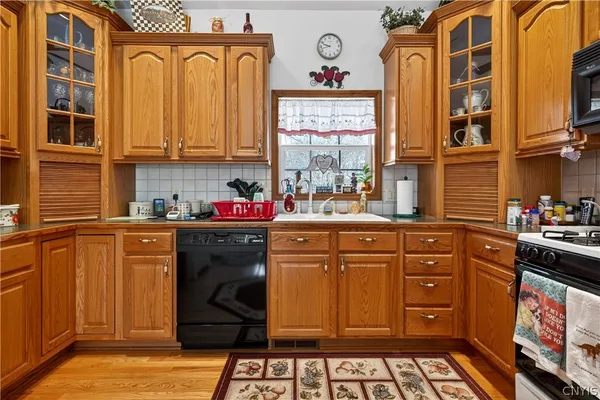 $710,000 | 133 Willowbrook Drive, Owasco, NY 13021