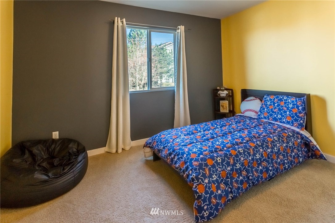 4115 240 Place Southeast Bothell, WA 98021 - Photo 19 of 22