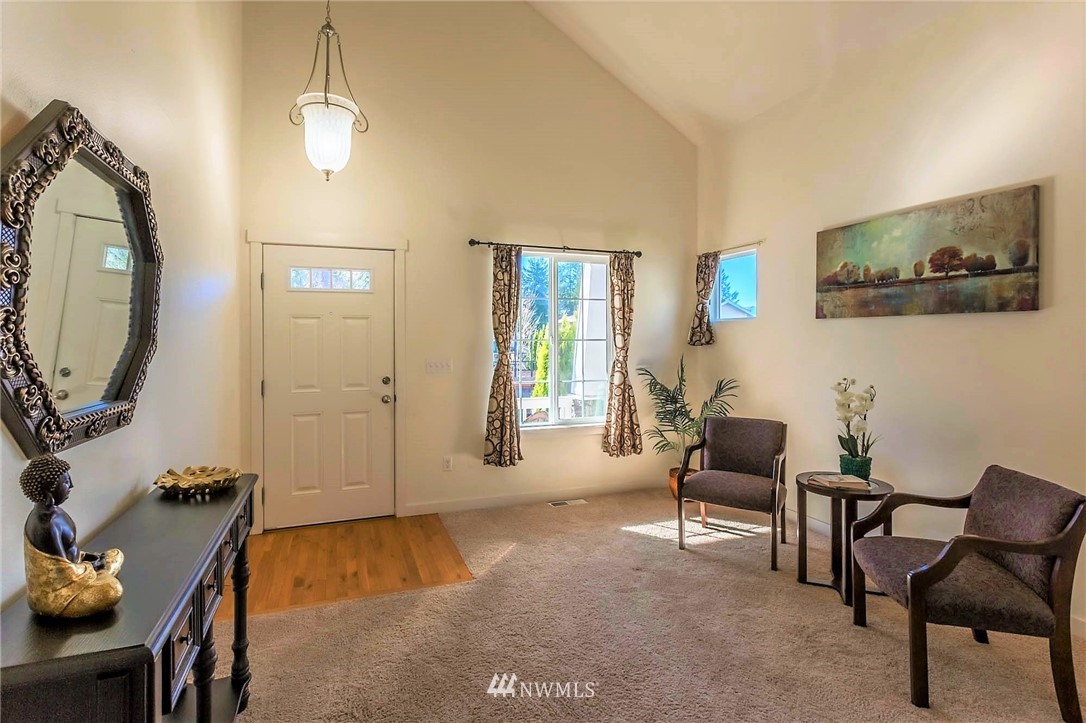 4115 240 Place Southeast Bothell, WA 98021 - Photo 4 of 22