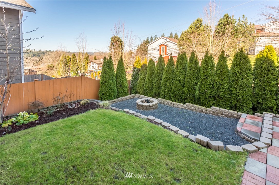 4115 240 Place Southeast Bothell, WA 98021 - Photo 10 of 22