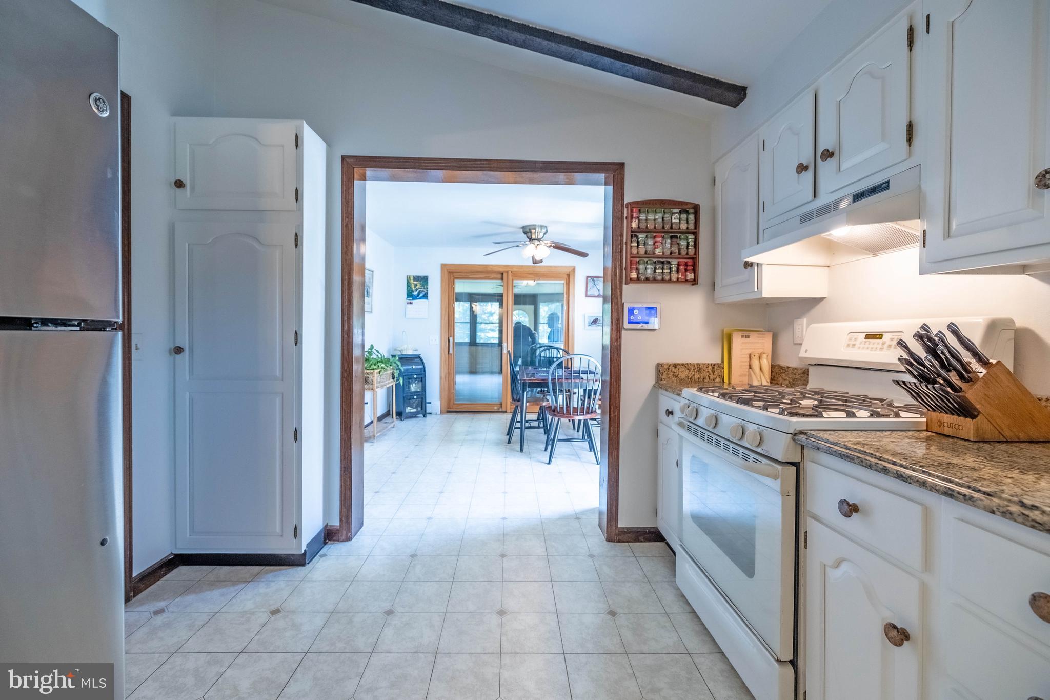 8025 Pine Road Philadelphia, PA 19111 - Photo 14 of 32 Gallery Image 14