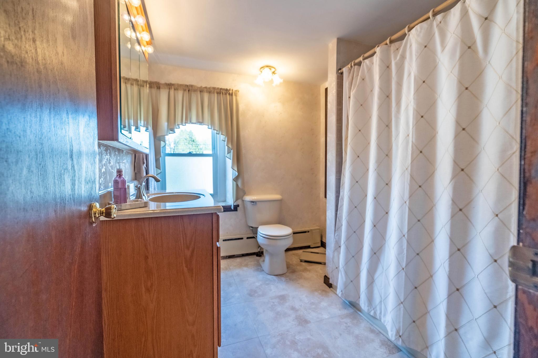 8025 Pine Road Philadelphia, PA 19111 - Photo 23 of 32 Gallery Image 23