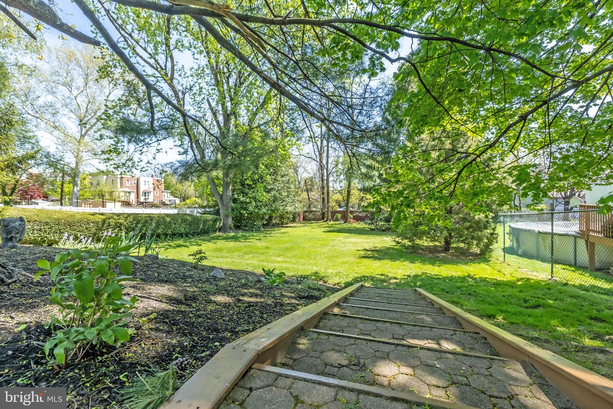 8025 Pine Road Philadelphia, PA 19111 - Photo 27 of 32 Gallery Image 27