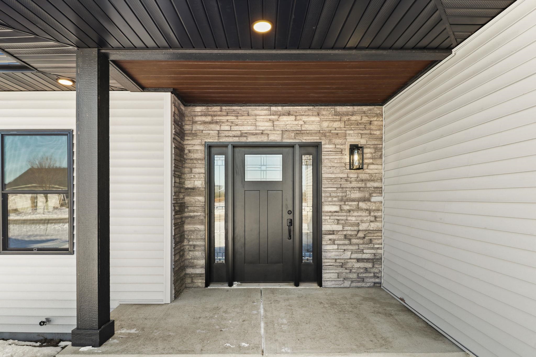 752 Erik Street Spring Green, WI 53588 - Photo 2 of 38