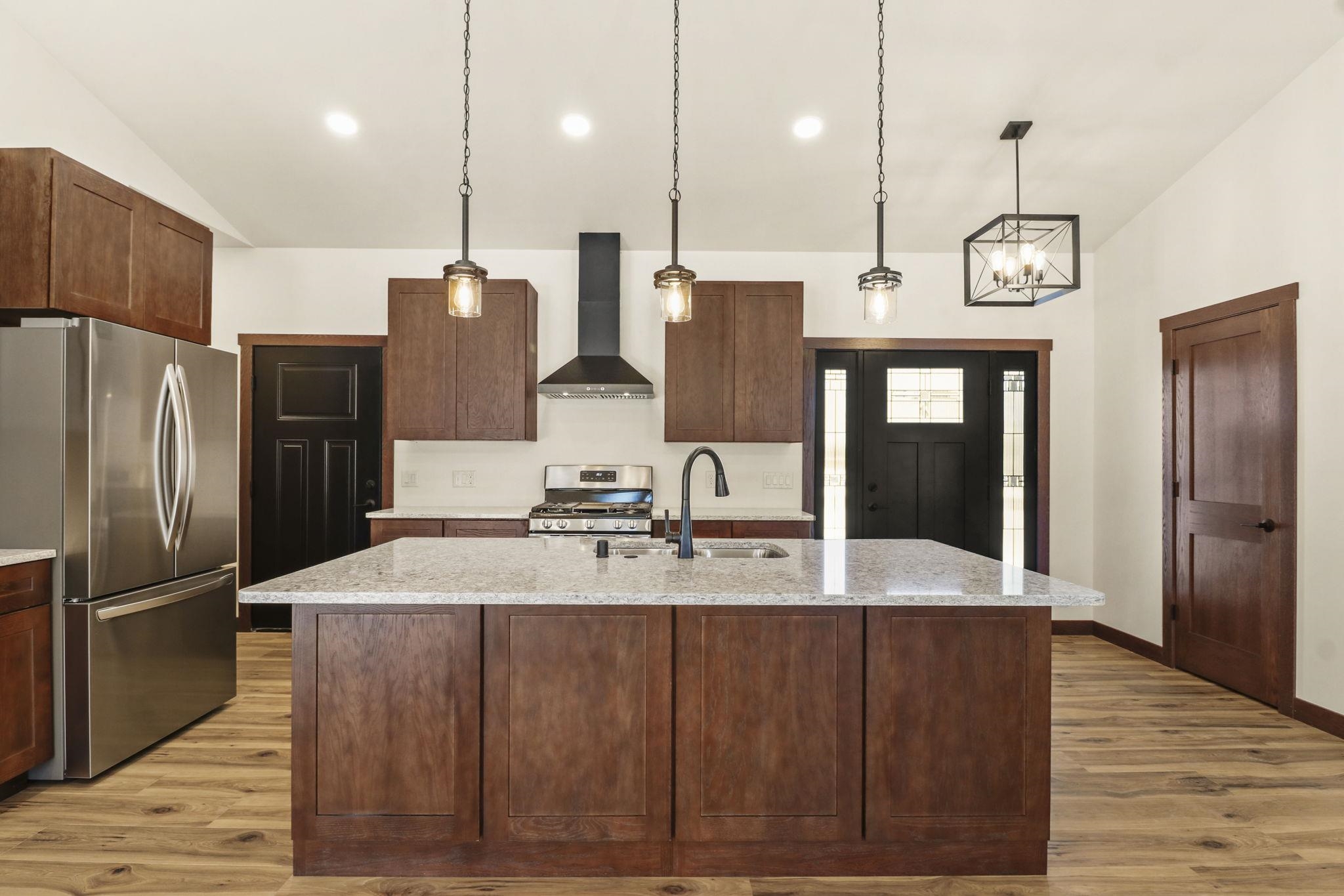 752 Erik Street Spring Green, WI 53588 - Photo 4 of 38