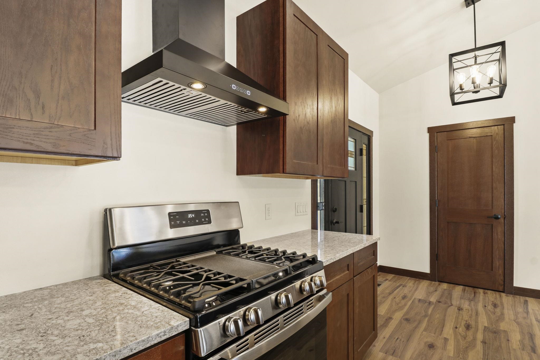 752 Erik Street Spring Green, WI 53588 - Photo 5 of 38