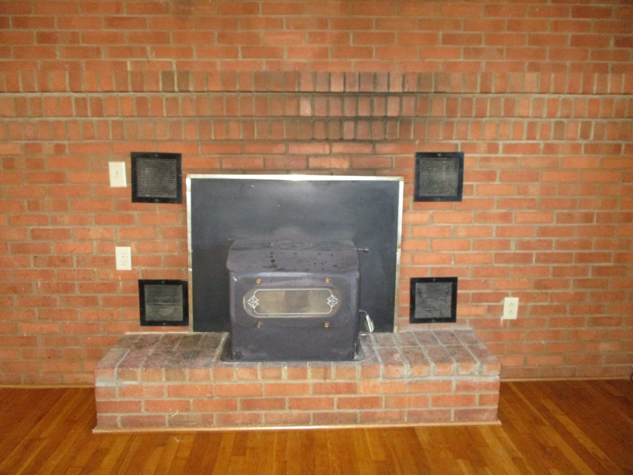 2146 Fire Tower Road Christiansburg, VA 24073 - Photo 6 of 26 Gallery Image 6