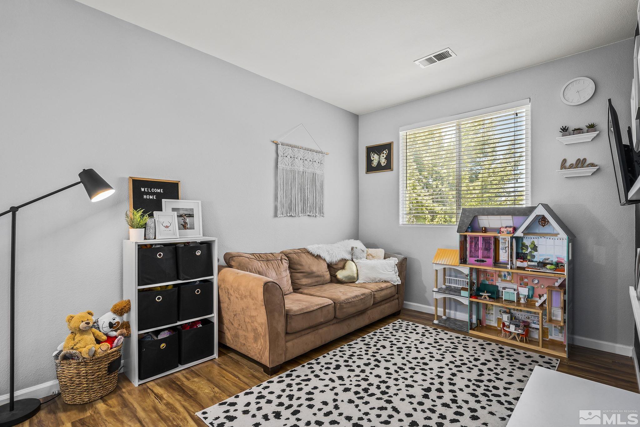 1645 Brentford Way Reno, NV 89521 - Photo 17 of 26 Photo 17