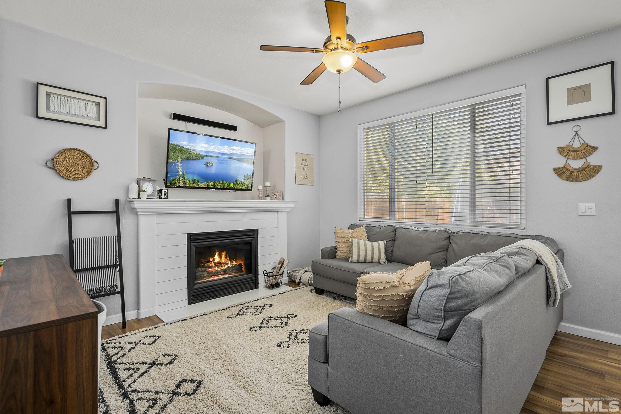 1645 Brentford Way Reno, NV 89521 - Photo 7 of 26 Photo 7