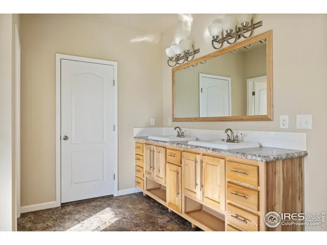 $1,150,000 | 10817 North Co Road 3, Wellington, CO 80549