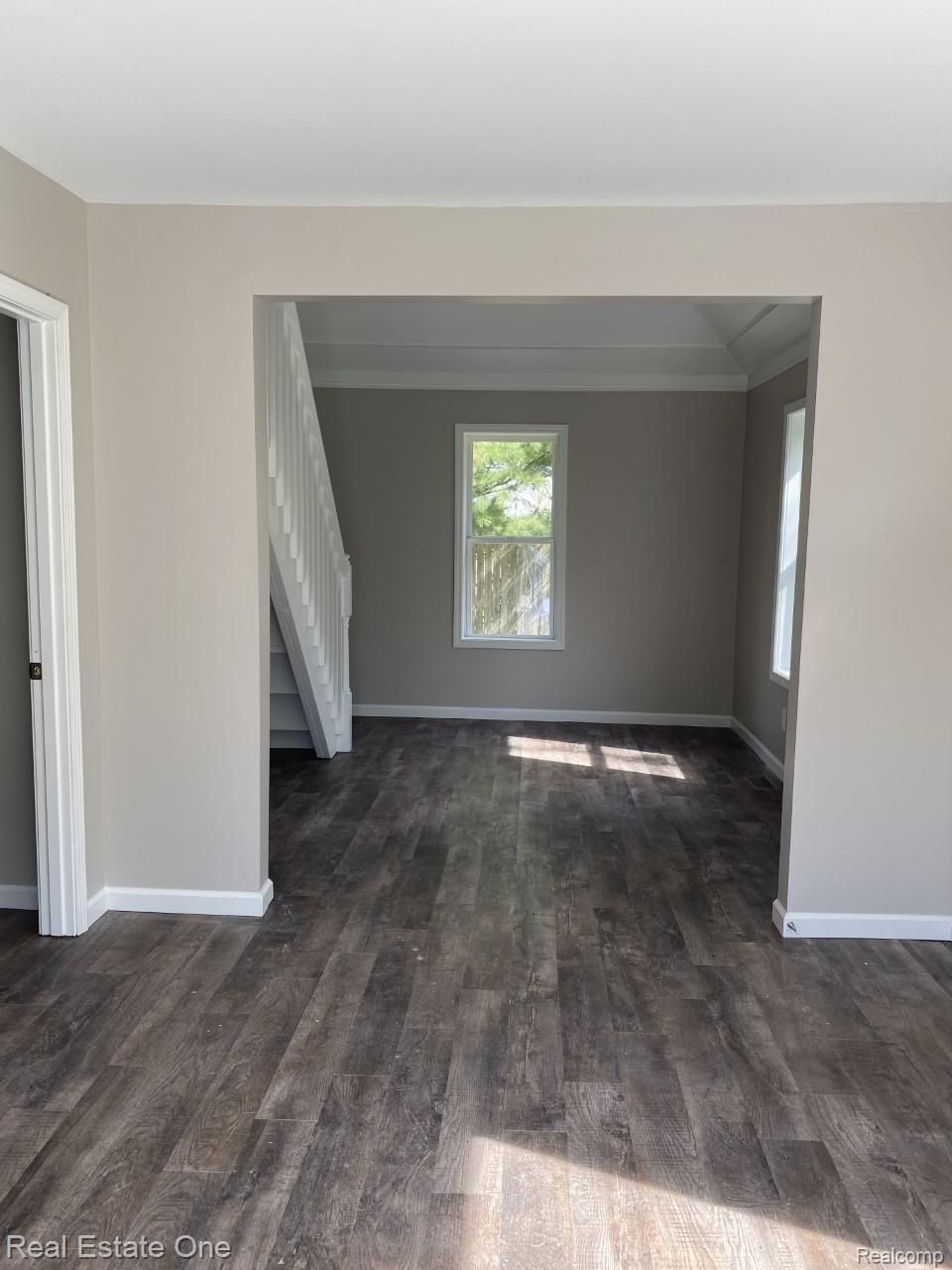 3147 Roods Lake Road Lapeer, MI 48446 - Photo 23 of 66 living area.jpg