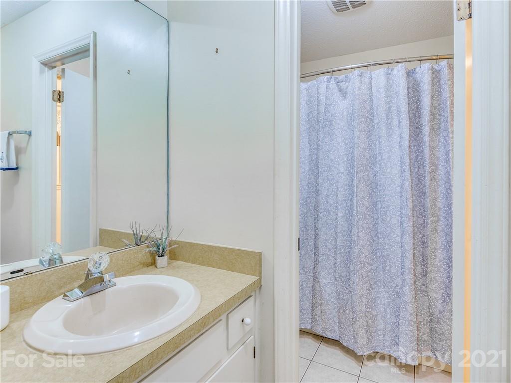 49 Pebblebrook Street Clyde, NC 28721 - Photo 11 of 28 Gallery Image 11