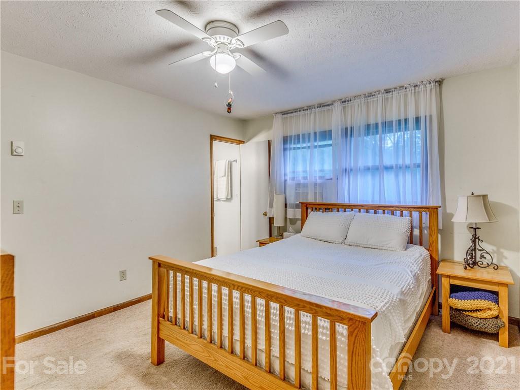 49 Pebblebrook Street Clyde, NC 28721 - Photo 24 of 28 Gallery Image 24