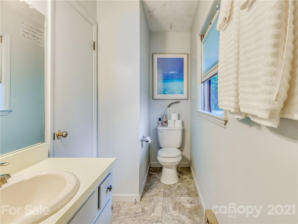 49 Pebblebrook Street Clyde, NC 28721 - Photo 28 of 28 Gallery Image 28