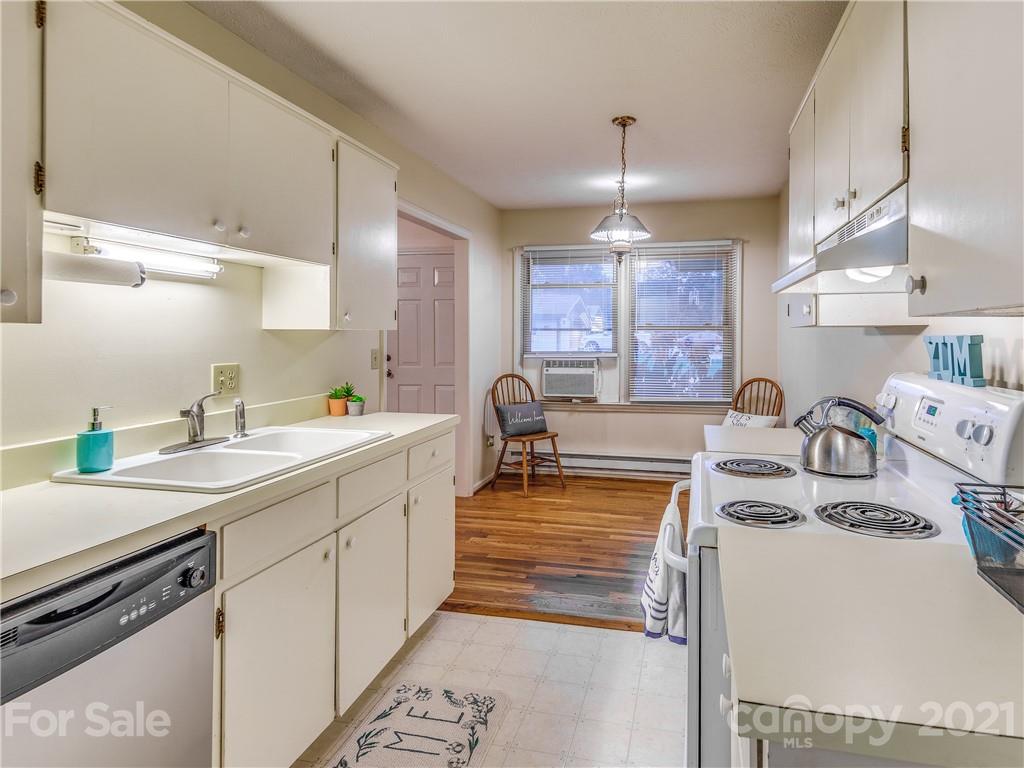 49 Pebblebrook Street Clyde, NC 28721 - Photo 6 of 28 Gallery Image 6