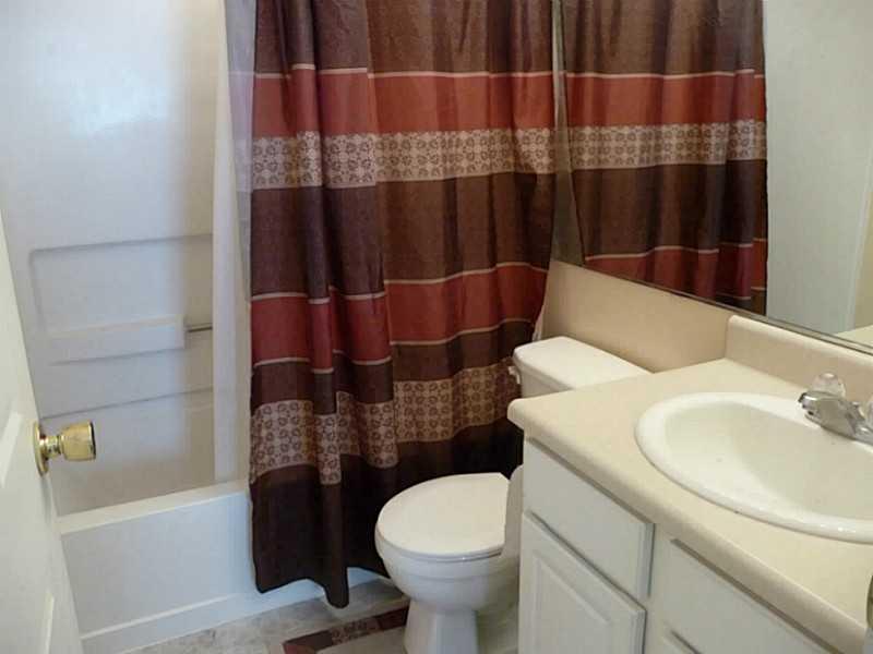 604 Springtree Lane Avon, IN 46123 - Photo 8 of 16 Gallery Image 8