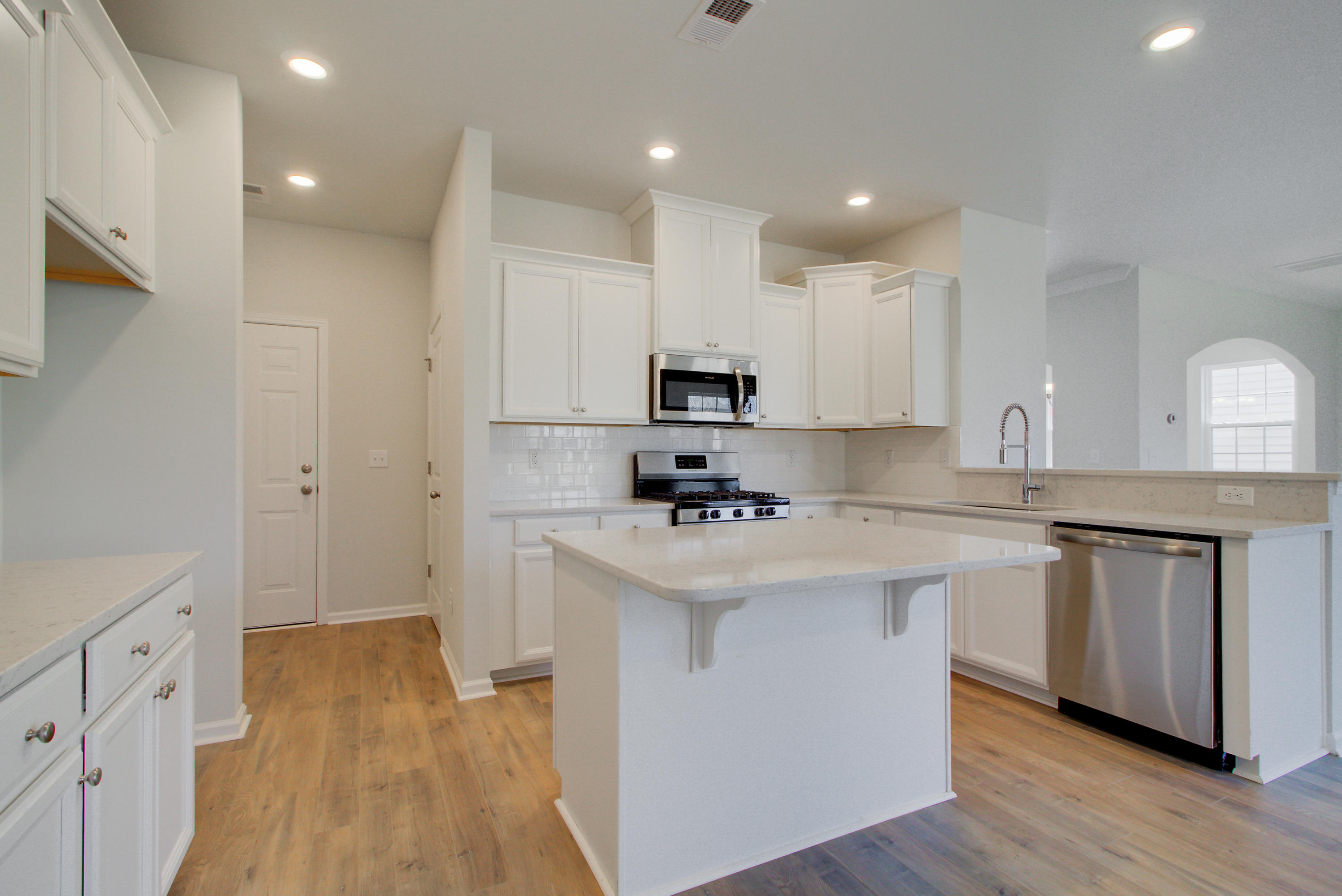 207 Squire Pope Road Summerville, SC 29486 - Photo 9 of 42 14