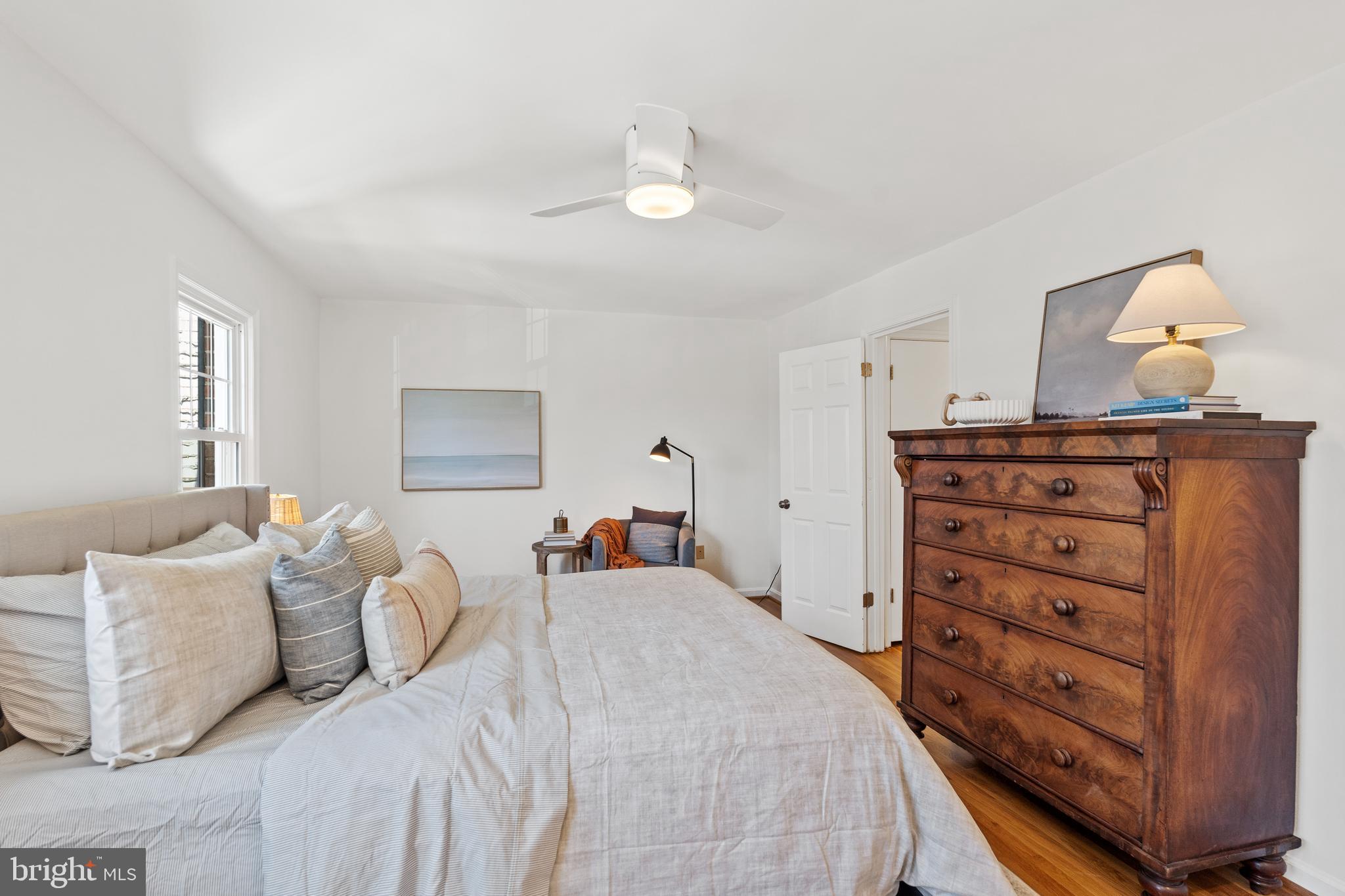 7338 Eldorado Street McLean, VA 22102 - Photo 24 of 46 Primary Bed