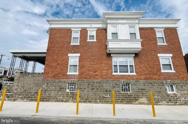 $2,200 | 633 South 57th Street, Philadelphia, PA 19143
