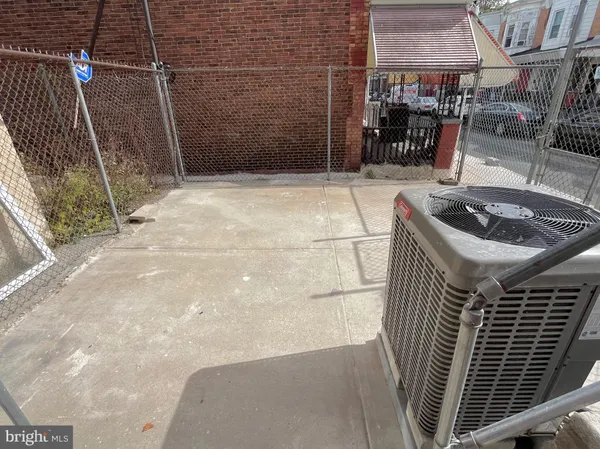 $2,200 | 633 South 57th Street, Philadelphia, PA 19143