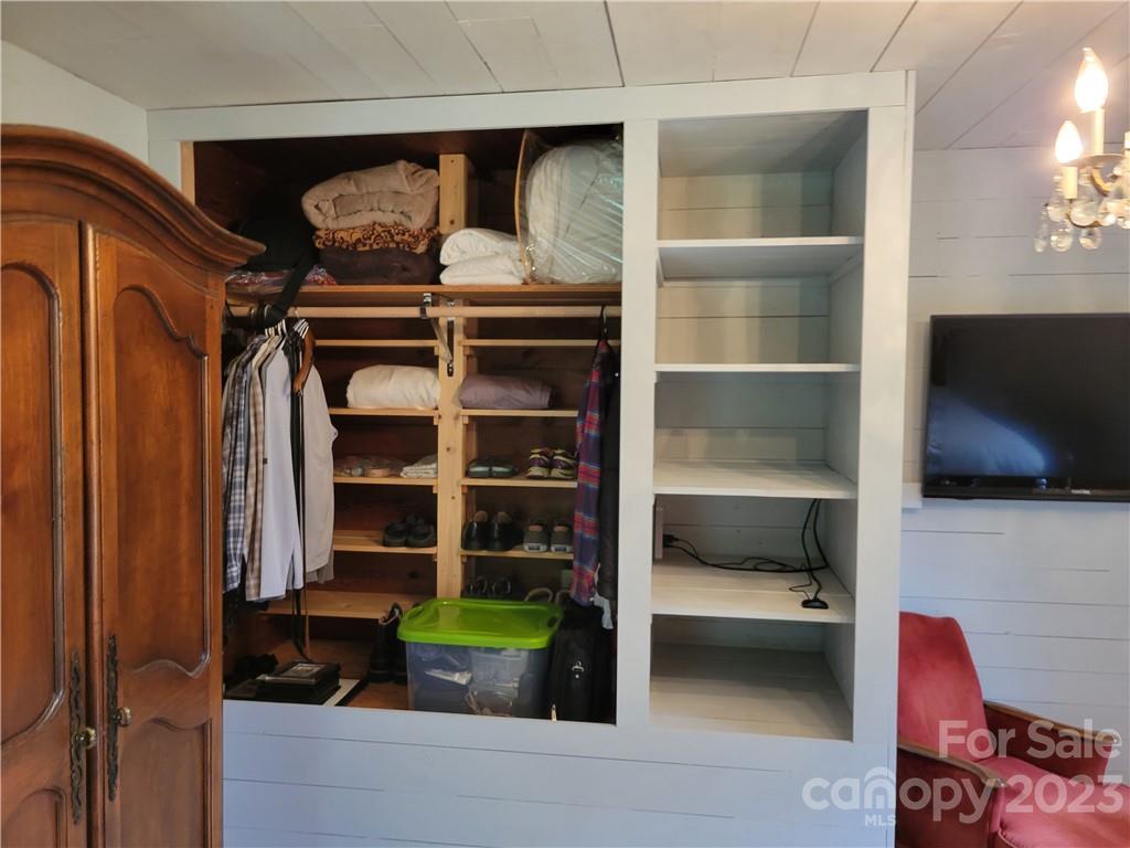 1227 Newfound Road Leicester, NC 28748 - Photo 25 of 30