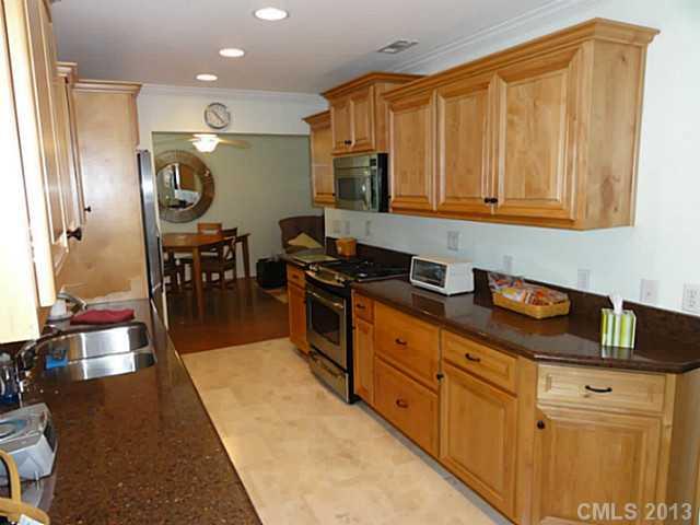 225 Sandymead Road Matthews, NC 28105 - Photo 4 of 6 Gallery Image 4