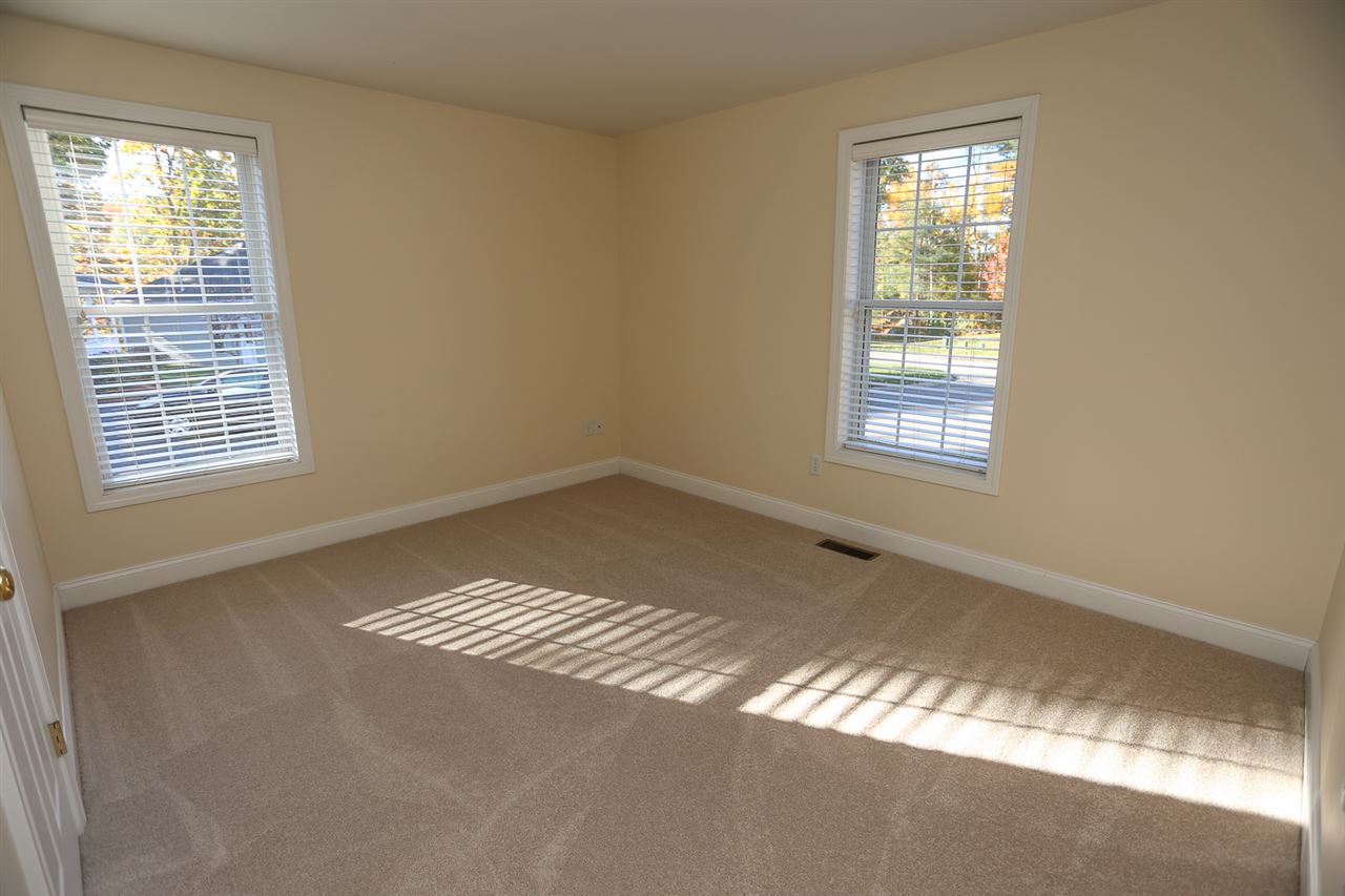 75 Jenna Way Manchester, NH 03104 - Photo 14 of 23 Gallery Image 14
