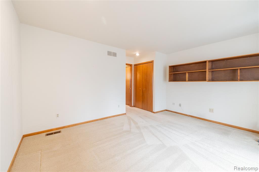 27981 Elba Road Grosse Ile, MI 48138 - Photo 36 of 56 Gallery Image 36