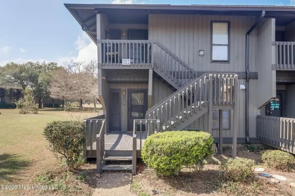 $1,400 | 125 Lanai, Diamondhead, MS 39525