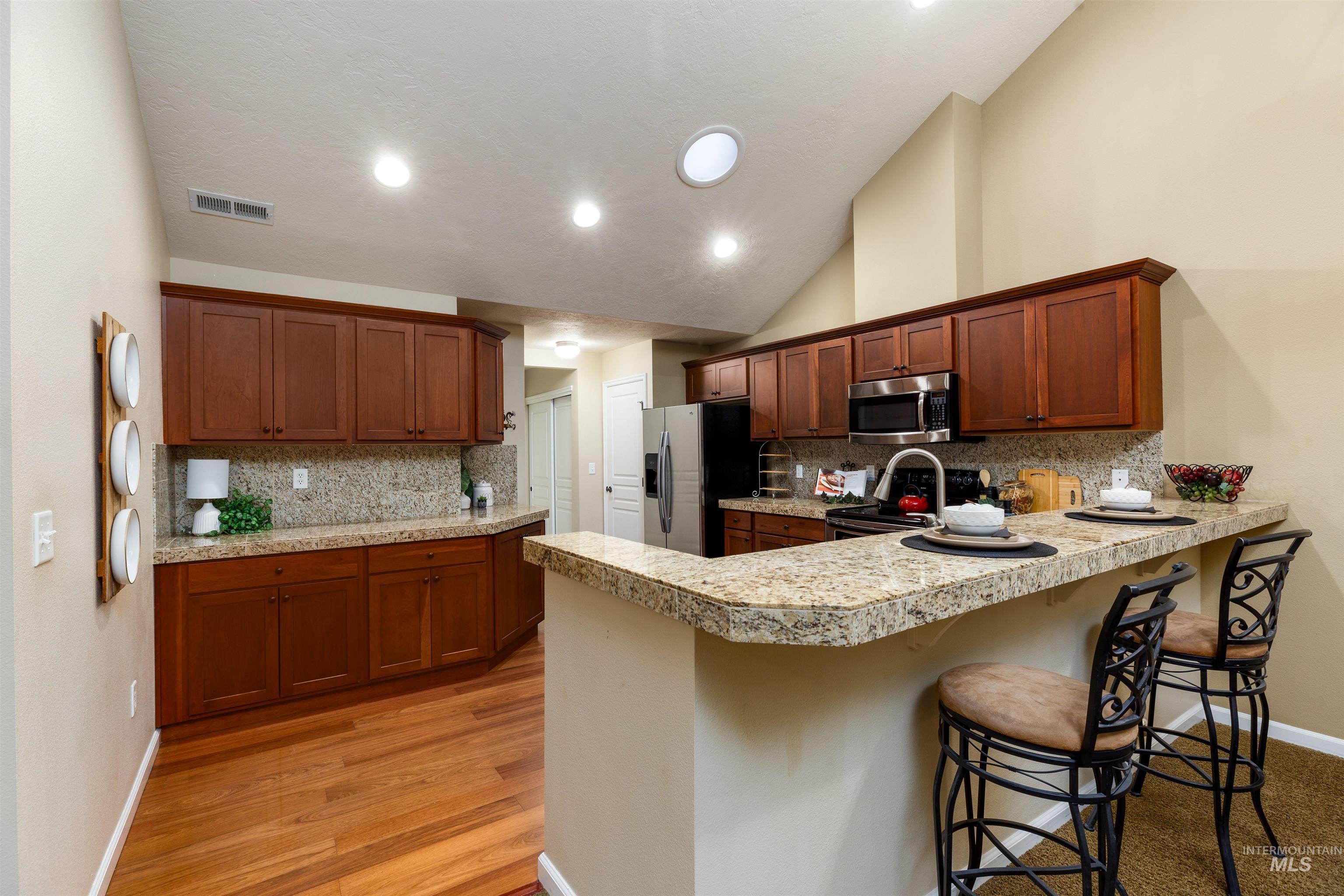 2858 North Cloverdale Road Boise, ID 83713 - Photo 13 of 24