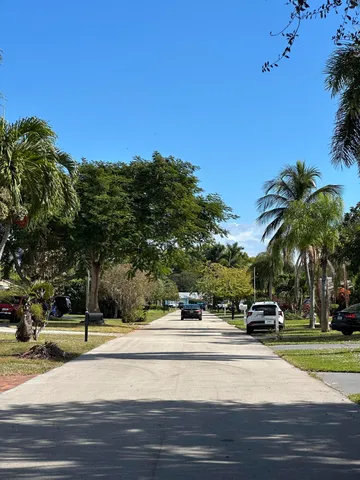 $4,000 | 2030 Bonnie Street, Boca Raton, FL 33486