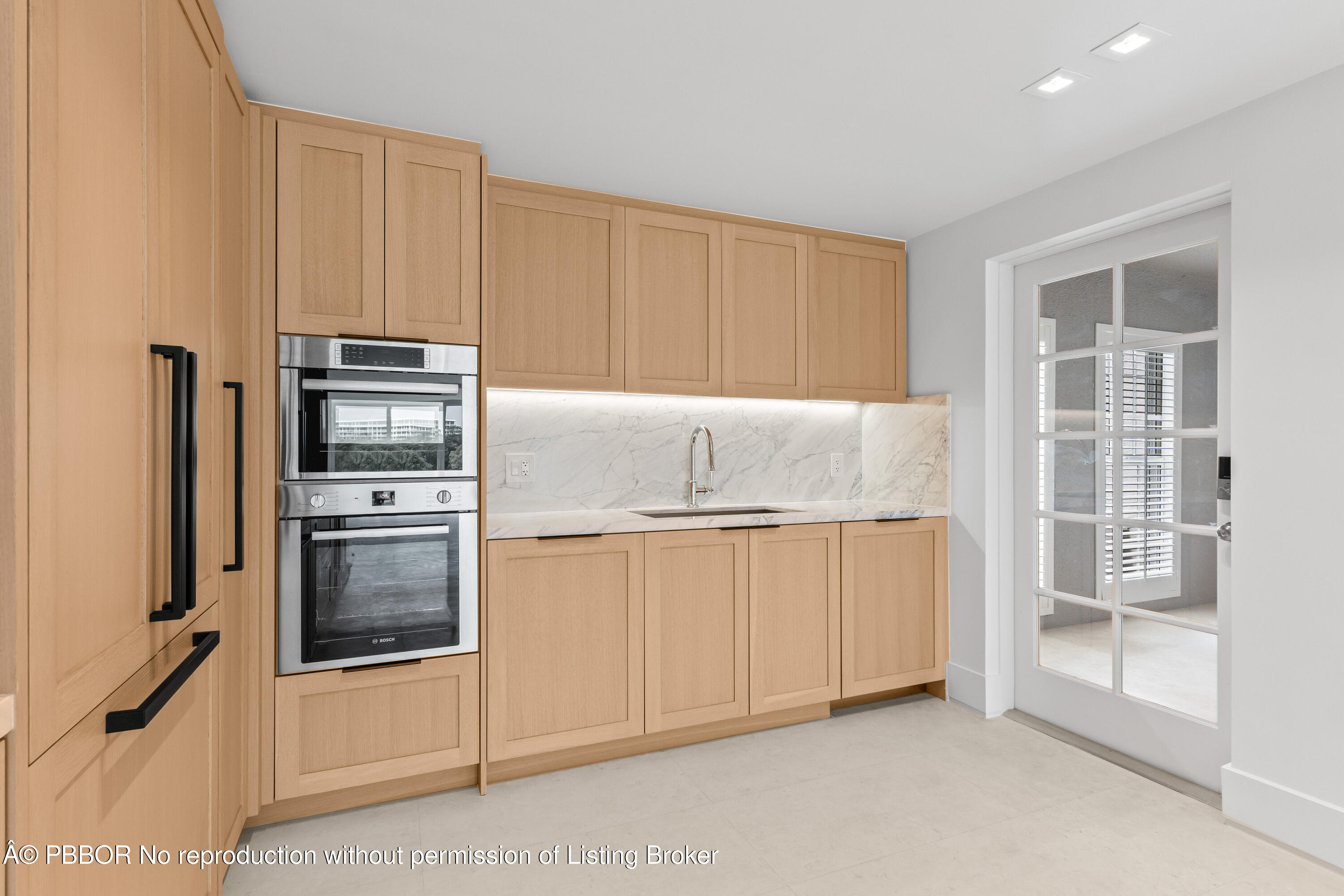 2185 Ibis Isle Road, Unit 1 Palm Beach, FL 33480 - Photo 17 of 44 door to patio