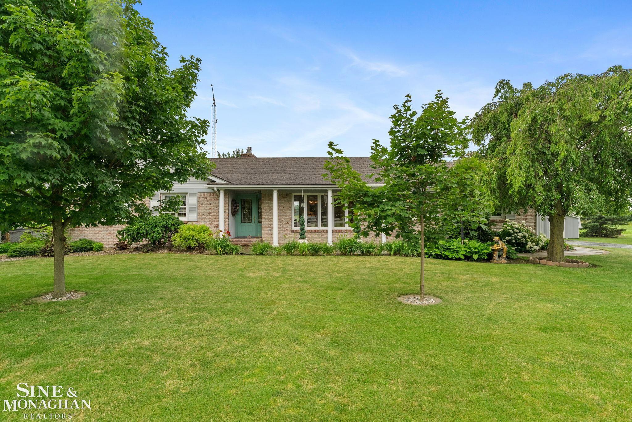5175 Sandusky Road Peck, MI 48466 - Photo 4 of 58 Gallery Image 4