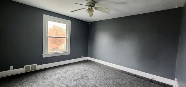 $1,050 | 1801 North Wisconsin Street, Unit UPPR, Racine, WI 53402