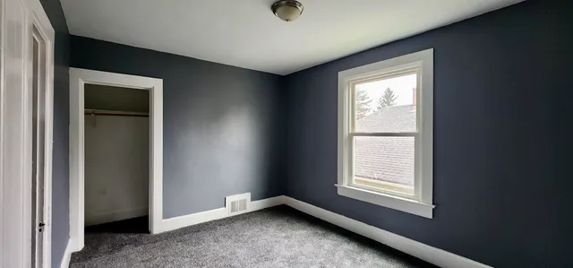 $1,050 | 1801 North Wisconsin Street, Unit UPPR, Racine, WI 53402