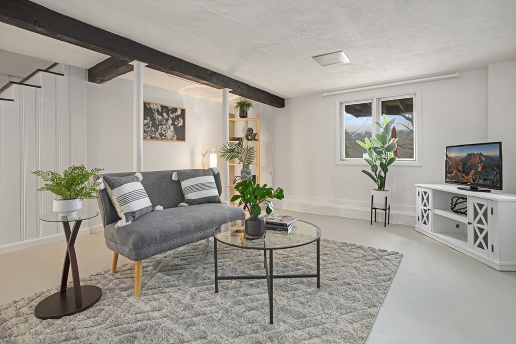 78 Boston Rock Road Melrose, MA 02176 - Photo 28 of 38 Gallery Image 28
