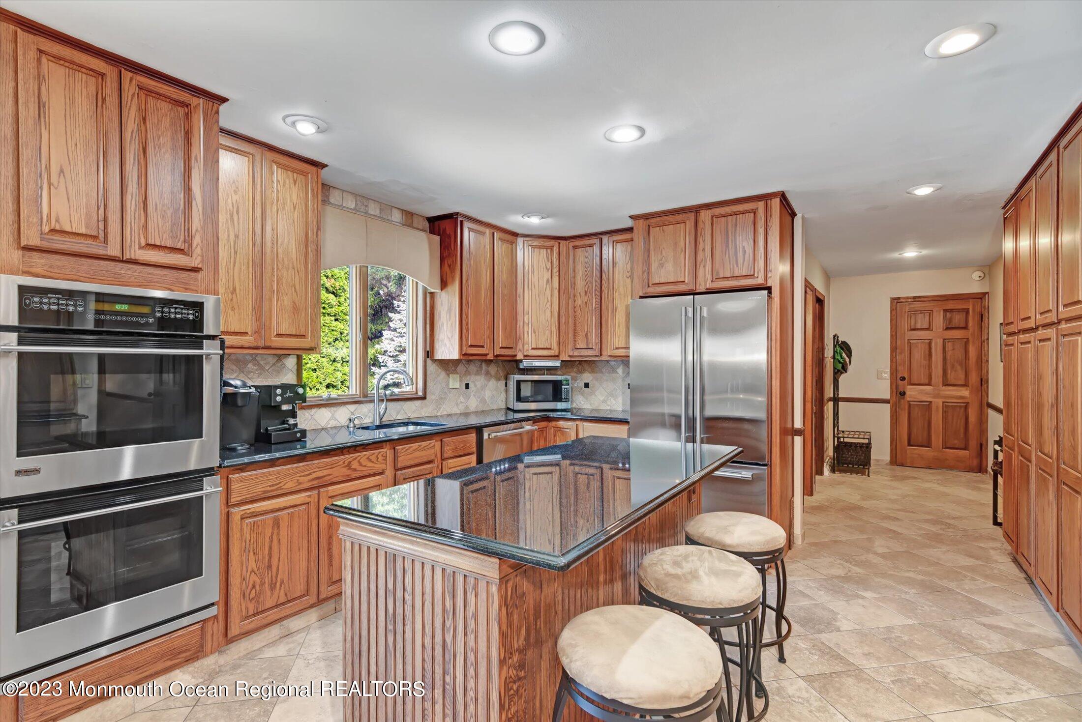 232 School Road Marlboro, NJ 07746 - Photo 14 of 46 15-Kitchen