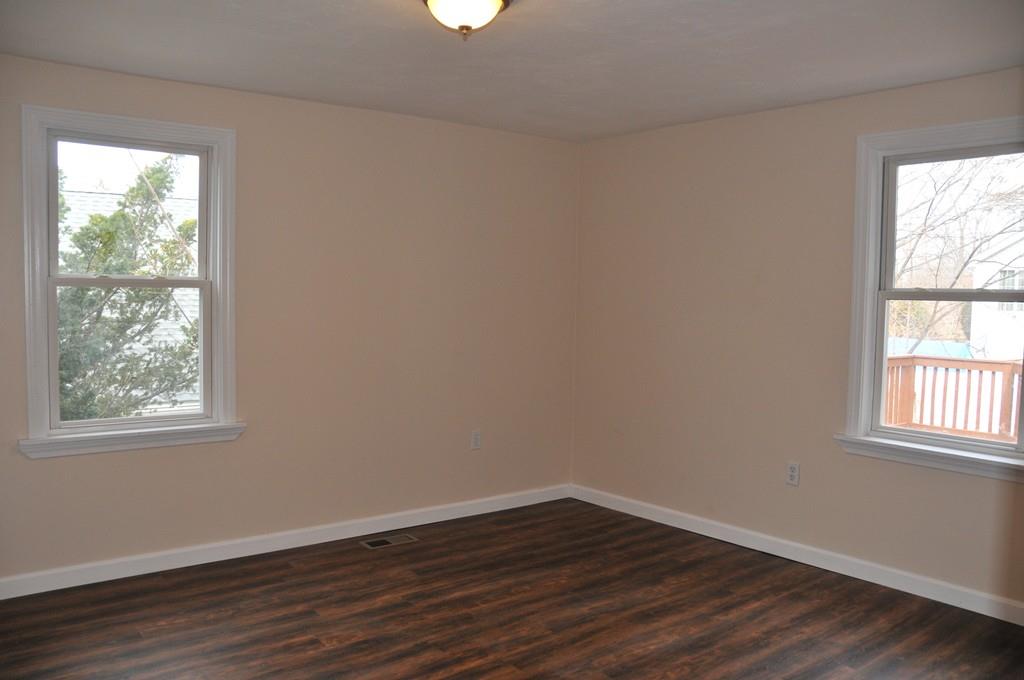 21 Marland Road Worcester, MA 01606 - Photo 22 of 38 Gallery Image 22