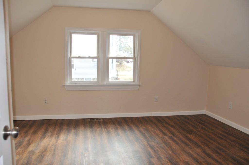 21 Marland Road Worcester, MA 01606 - Photo 26 of 38 Gallery Image 26