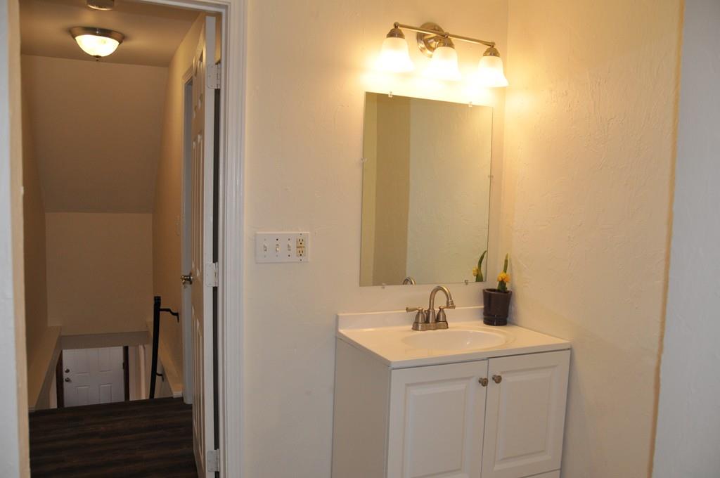 21 Marland Road Worcester, MA 01606 - Photo 27 of 38 Gallery Image 27