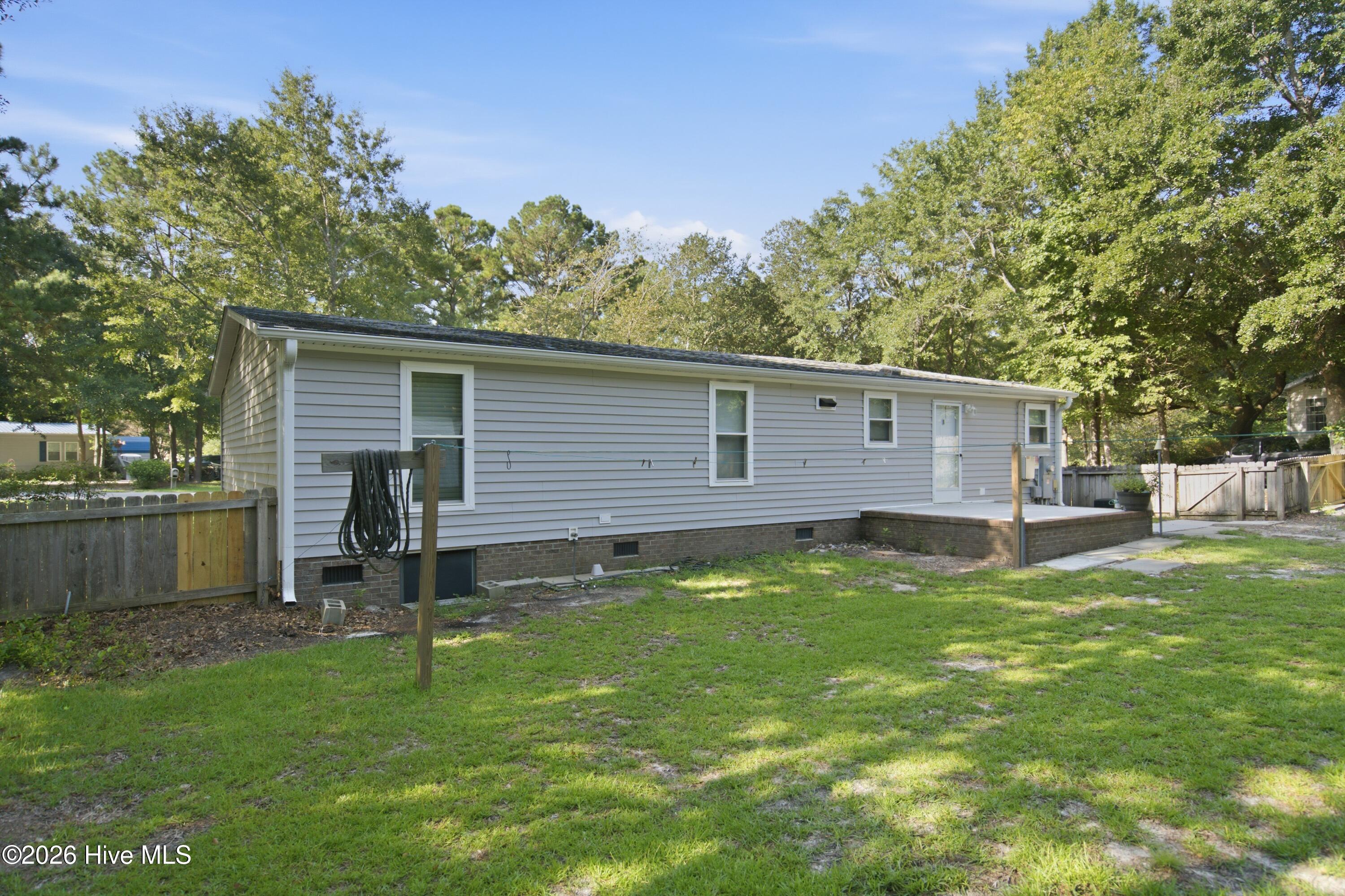 295 Groves Point Circle Hampstead, NC 28443 - Photo 47 of 54 Gallery Image 47