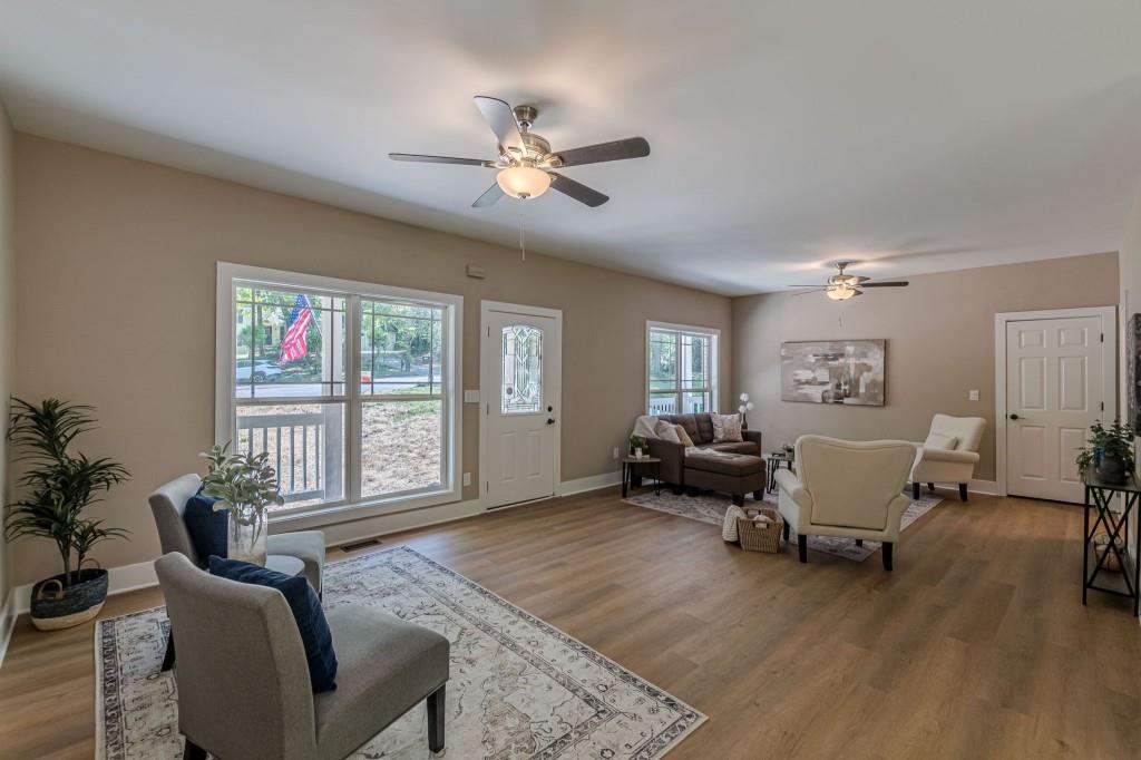 10965 Highridge Court Hampton, GA 30228 - Photo 6 of 52