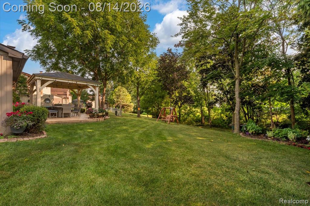 47321 Susan Road Macomb, MI 48044 - Photo 33 of 46 Gallery Image 33