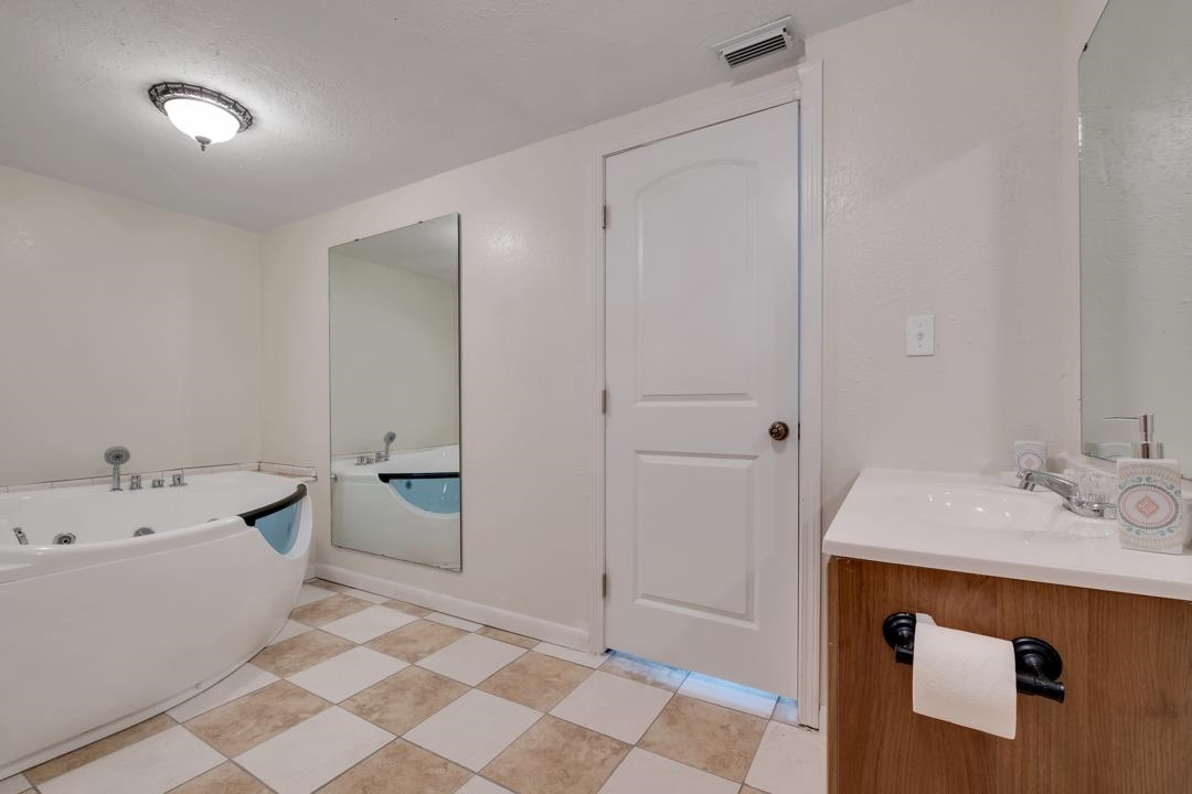 2067 Golf Course Road Perry, FL 32348 - Photo 9 of 30